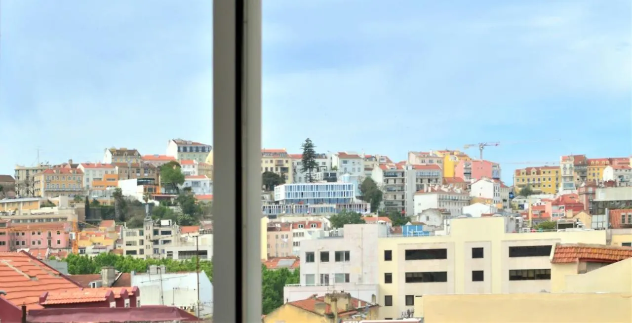 Sweet Suites Guesthouse Close To Famous Avenue Liberty Лиссабон Гостевой дом