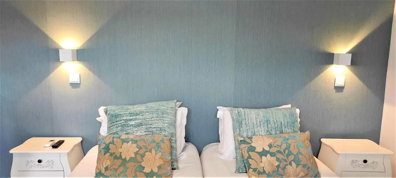 Sweet Suites Guesthouse Close To Famous Avenue Liberty Лиссабон