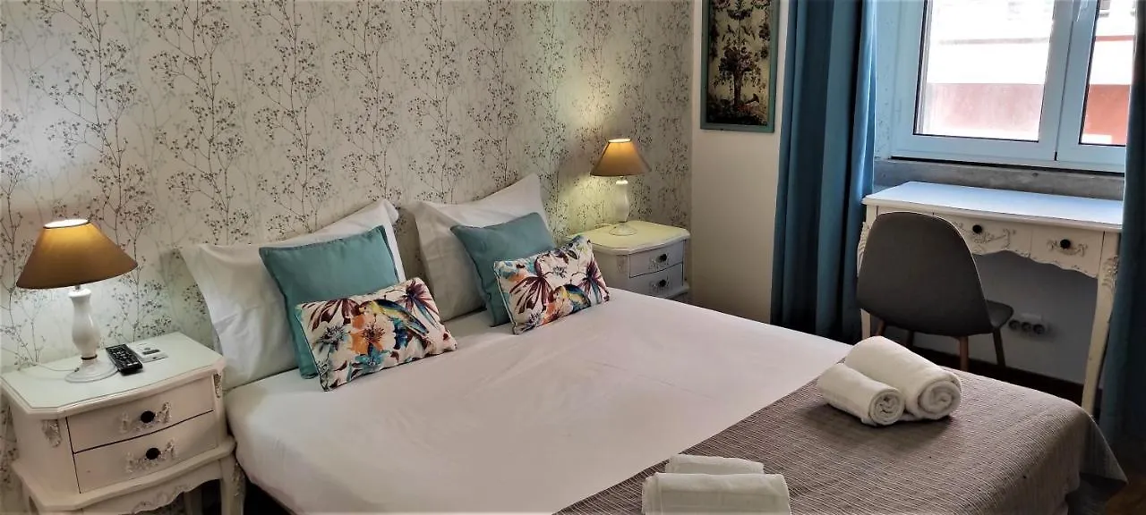 Sweet Suites Guesthouse Close To Famous Avenue Liberty Lisbona Affittacamere