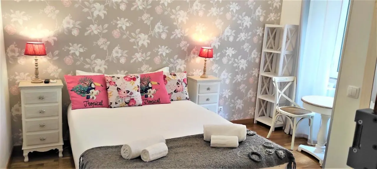 Sweet Suites Guesthouse Close To Famous Avenue Liberty Lisbona Portogallo