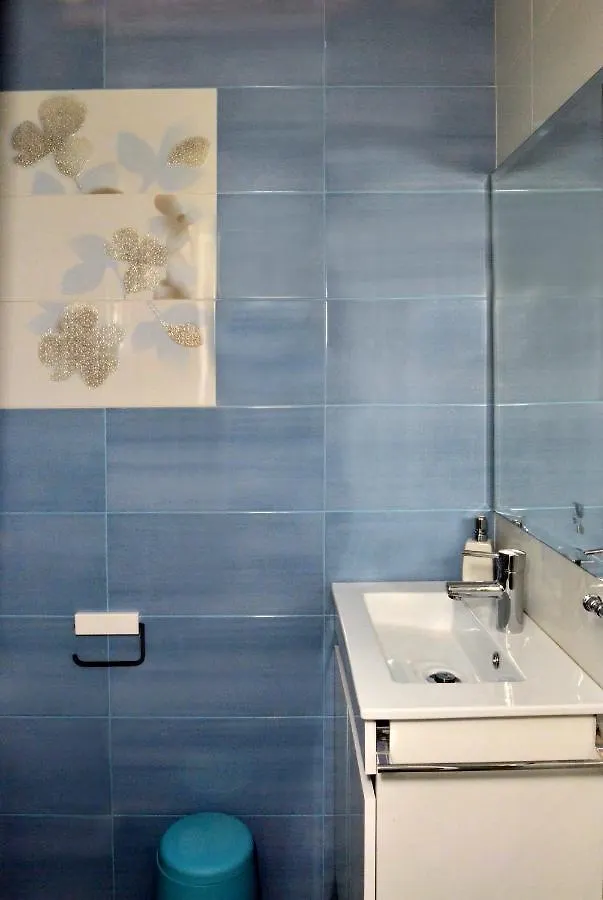 Sweet Suites Guesthouse Close To Famous Avenue Liberty Lisboa 3*,  Portugal