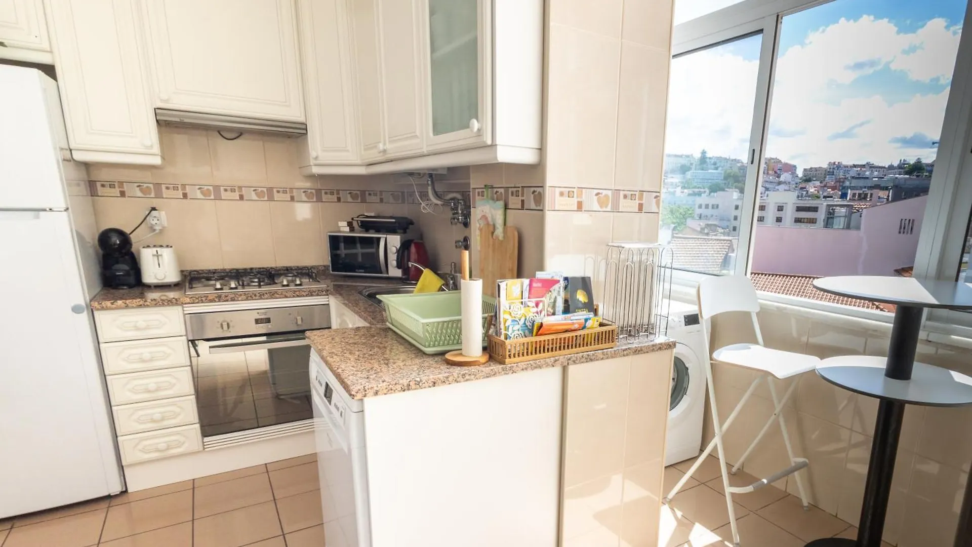 Sweet Suites Guesthouse Close To Famous Avenue Liberty Lisboa Pensión