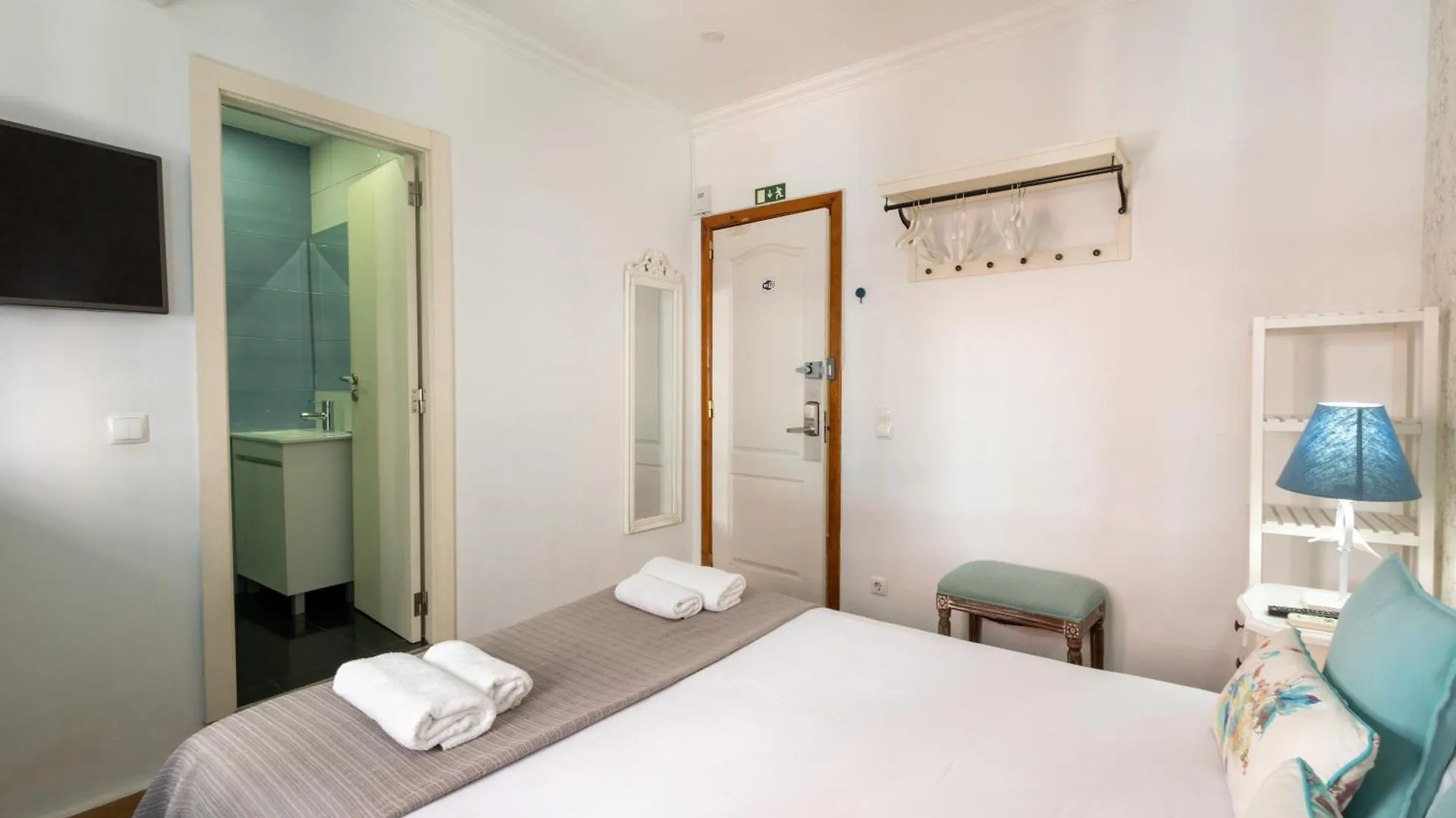 Sweet Suites Guesthouse Close To Famous Avenue Liberty Lisboa